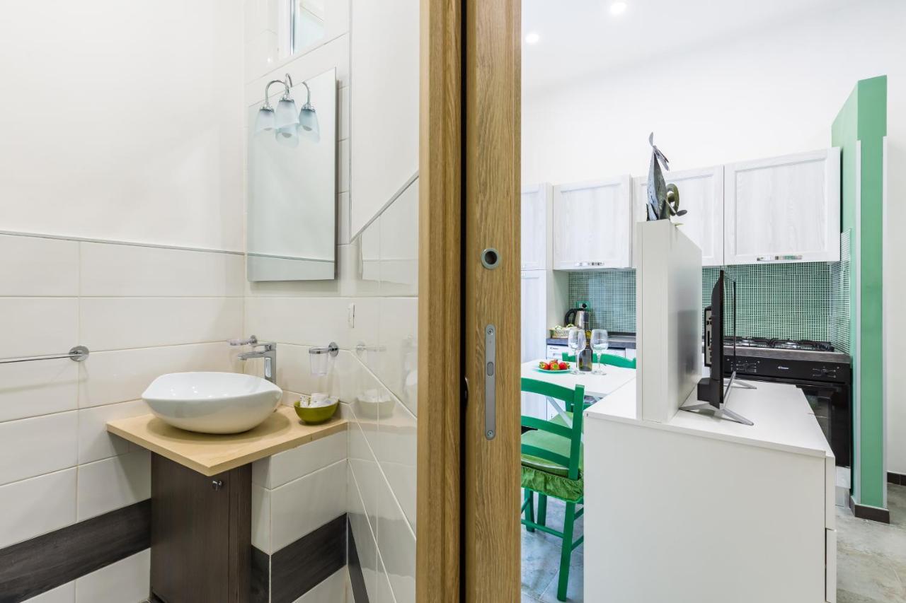 Appartement Gelso Complex And Flat By Napoliapartments