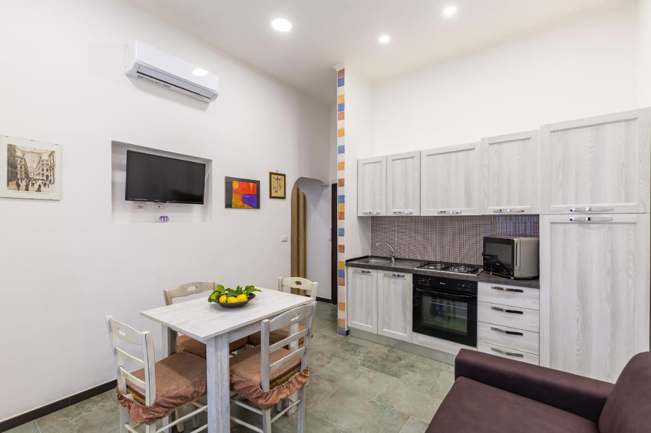 Appartement Gelso Complex And Flat By Napoliapartments Naples