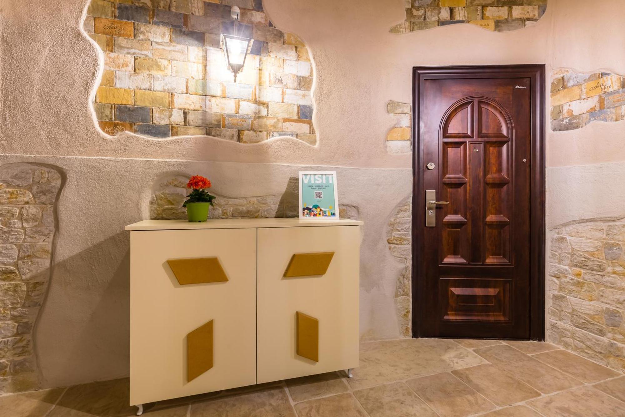 Gelso Complex And Flat By Napoliapartments Appartement Naples